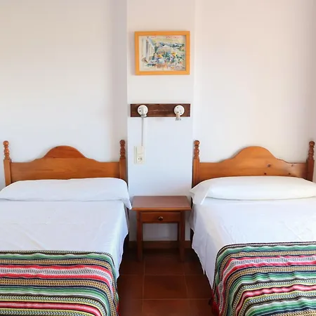 Los Hotell